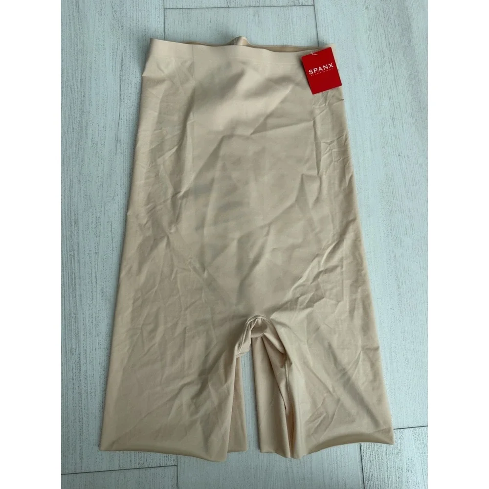 NWT SPANX 10006R Firm Control High-Waist Shaper Shorts Sz L Nude